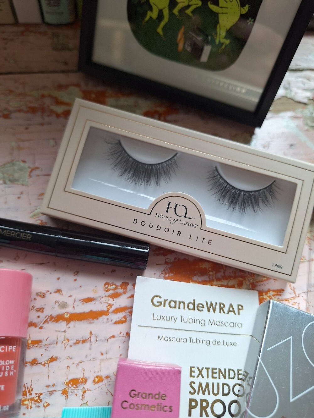 New 8 Pc Benefit Makeup Lot Primer, Black Eyeliner, Lashes - Picture 3 of 6
